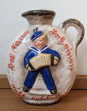 Karaffe Vase Schnapsflasche Porzellan Goebel Vintage Matrose mit Ziehharmonika