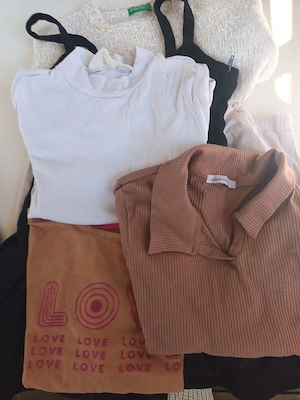 Kleiderpaket für mädchen Gr.134 beinhaltet schwarzes neues Trägerkleid Bild 5