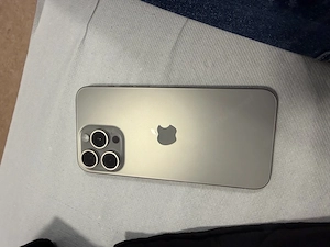 iphone 15 pro max  Bild 2