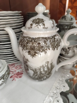 Geschirr gut erhalten schönes Motiv 