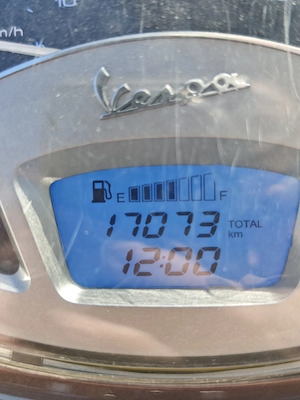 Vespa Primavera 50 ccm Baujahr 2014 Bild 2