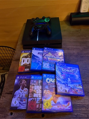 PS4 inkl. Spiele u Controller Bild 2