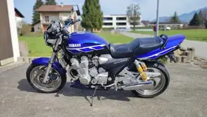 Yamaha XJR 1300 sehr gepflegt Bild 2