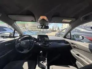 Toyota C-HR Bild 10