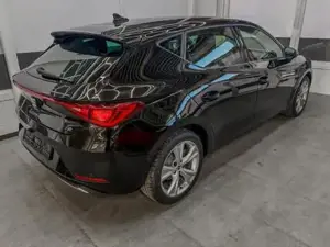 Seat Leon FR 1.5 TSI NAVI SHZ MATRIX KEYLESS 1,5 TSI 110k... Bild 5