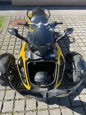 Can-am spyder Motorrad Bild 8