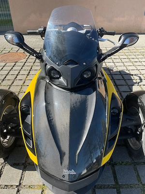 Can-am spyder Motorrad Bild 7