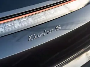 Porsche Taycan Bild 10