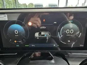 Hyundai KONA Premium 1.6 GDI 2WD HEV DCT / Pano - Schiebedac... Bild 9