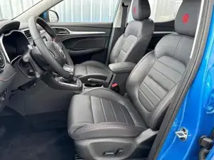 MG ZS Luxury 1.5 VTI 106 PS Garantie-Leder-Navi-Apple... Bild 9