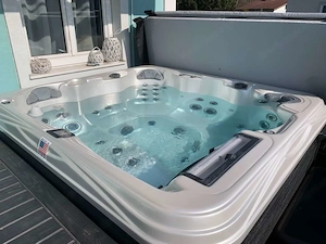 Whirlpool Nevis Artesian spa jacuzzi Bild 2