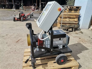 Stromaggregat 15KVA mit Zapfwellenantrieb Bild 2