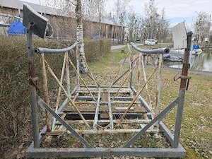 Lagerbock für Segelboot zu verschenken Bild 2