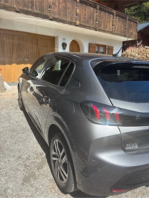 Peugeot 208 Allure Pack Bild 3