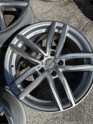 Alufelgen Dezent 17 Zoll Bild 4