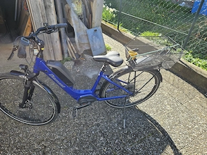 E Bike mit tiefem Einstieg Bild 2