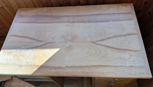 Zu verschenken: alter Nähtisch Bild 2