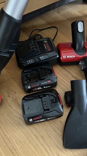 Bosch Unlimited 7 ProAnimal Akkustaubsauger Bild 5