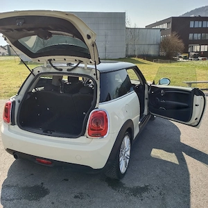 MINI Cooper F56 Hatch MINI Hatch Cooper Aut. Klein-  Kompaktwagen Bild 3