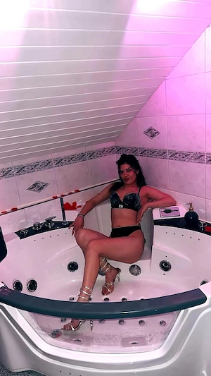 Sexy Anna 20 Jahre alt  Bild 5