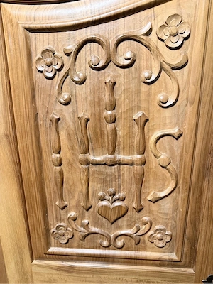 Vollholz Kirschschrank Bild 5