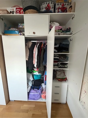 kleiderschrank Bild 2
