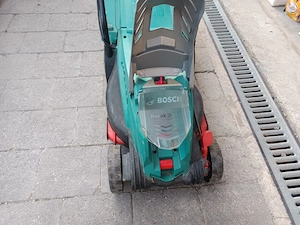 Bosch Akkurasenmäher 36 Volt Bild 2