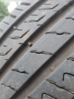 Sommerreifen Barum Bravuris 5 HM - 215 55 R16 Y XL - inkl. Alufelgen (Ford) Bild 3