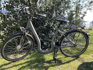 Tiefeinsteiger  Comfort Deluxe Plus , 28 Zoll, 7-Gang,