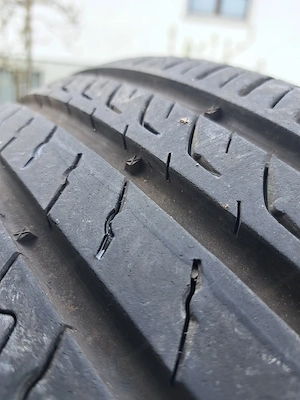 Sommerreifen Barum Bravuris 5 HM - 215 55 R16 Y XL - inkl. Alufelgen (Ford) Bild 4