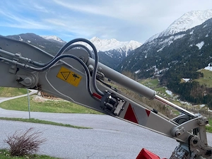 Bagger Takeuchi TB235D Bild 4