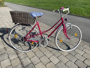 Nostalgie Fahrrad zu verschenken
