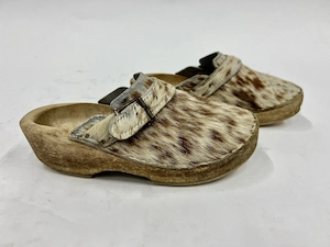 Hölzlar Holzschuhe Deko Bild 3