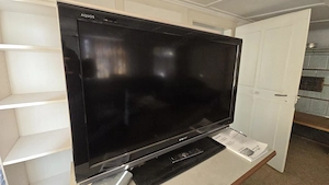 Sharp Aquos LC- 46 HD1E LCD Fernseher mit Sat Reciver Bild 4