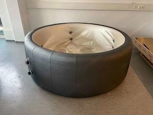 Softub Resort Graphite Bild 2