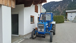 Ford 2600 traktor Bild 4