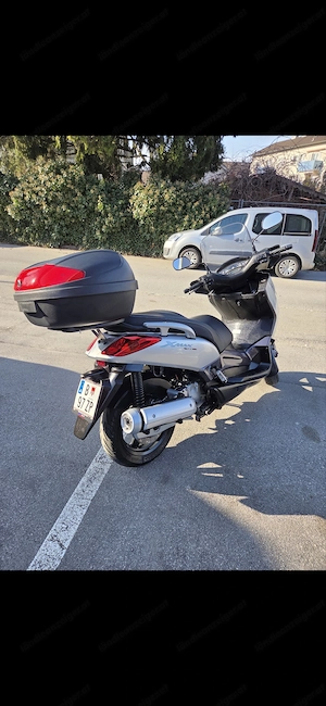 Yamaha Xmax 125 er Bild 2