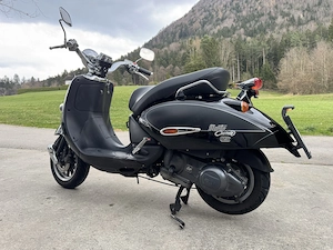 Aprilia Mojito 125 Roller Bild 2