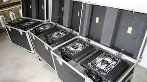 Verkaufe Movingheads mit Case und Ersatzlampen