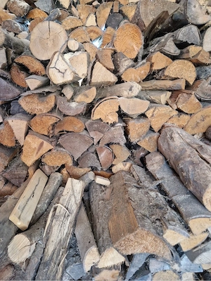 Brennholz zu verkaufen (ca. 2,5 Kubikmeter) Bild 5