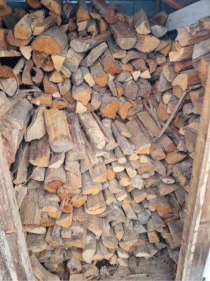 Brennholz zu verkaufen (ca. 2,5 Kubikmeter) Bild 7