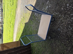 Diverse Transportkarren