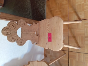 Rustikaler Holzstuhl für Kenner