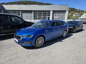 Skoda Octavia TDI 200 PS 4x4 Viel Ausstattung Bild 4