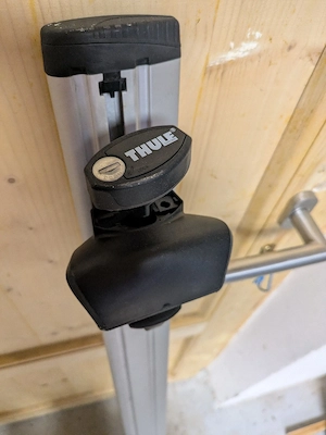 Thule Wingbar mit Adaptern Bild 5