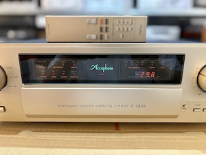 Accuphase C-2420 Vorverstärker PIA  Bild 3