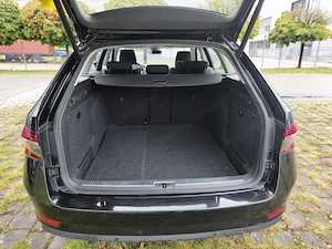 Skoda Superb Combi - Original klappbare Kofferraum-Matte Bild 2