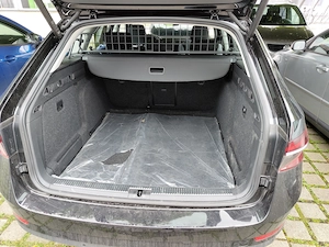 Skoda Superb Original Kofferraummatte (originalverpackt) Bild 2