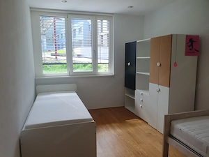 Kinder  jugendzimmer  gute Qualität  um 400 Euro Bild 4