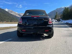 Mini Cooper S Cabrio Bild 2